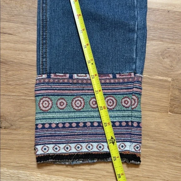 Hayden LA Classic Blue Denim Cropped Skinny Jeans Darling Hemline Women’s S - Picture 12 of 14